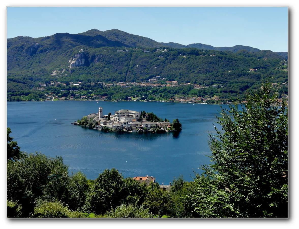 Albergo Ristorante Monterosa 아메노 외부 사진